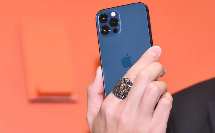 渝水苹果手机维修分享iPhone12系列重启方法教程 